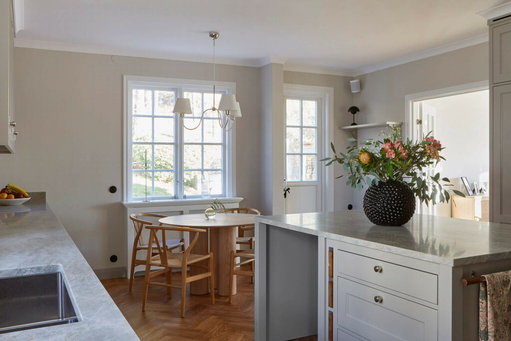 Köksrenovering i Bromma med kök från Kvänum
